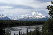 mtns3.jpg (20234 bytes)